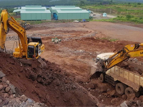 Phá vỡ và san lấp chuẩn bị mặt mặt bằng xây dựng